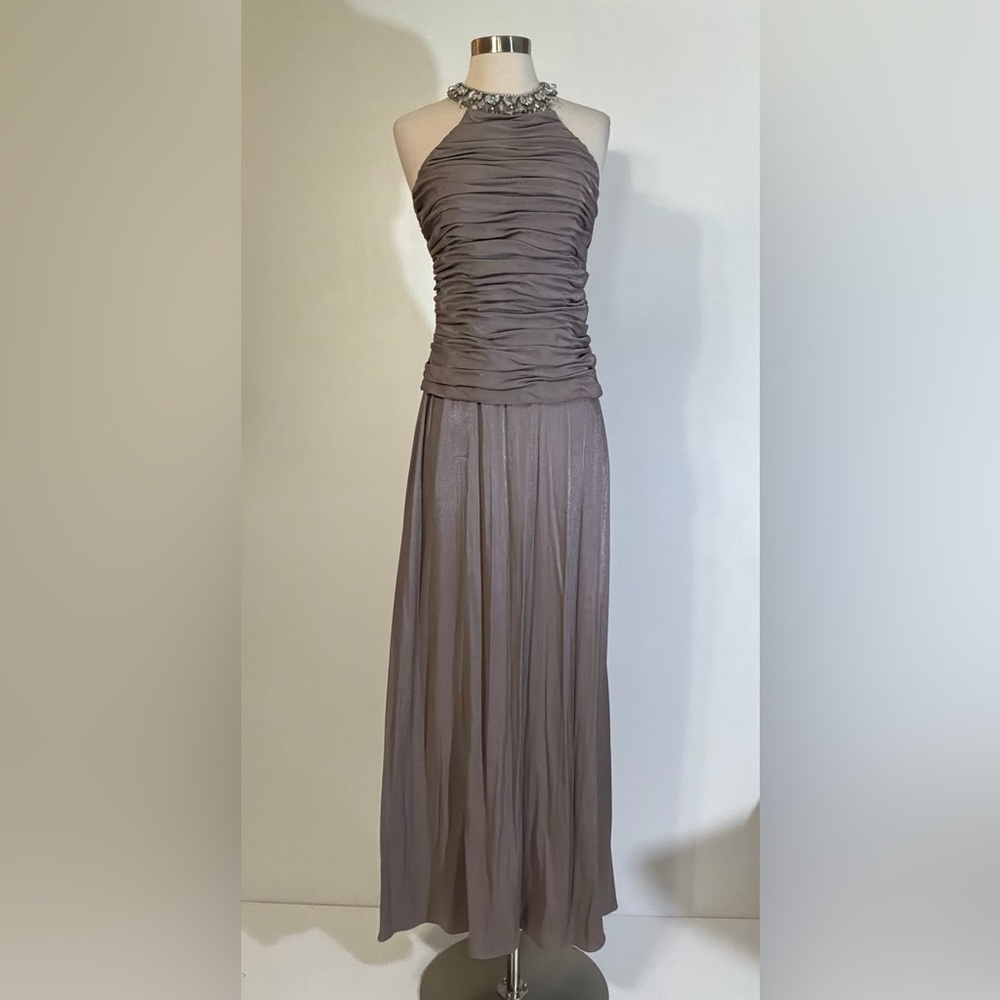 Cachet Taupe Maxi Dress Size 4